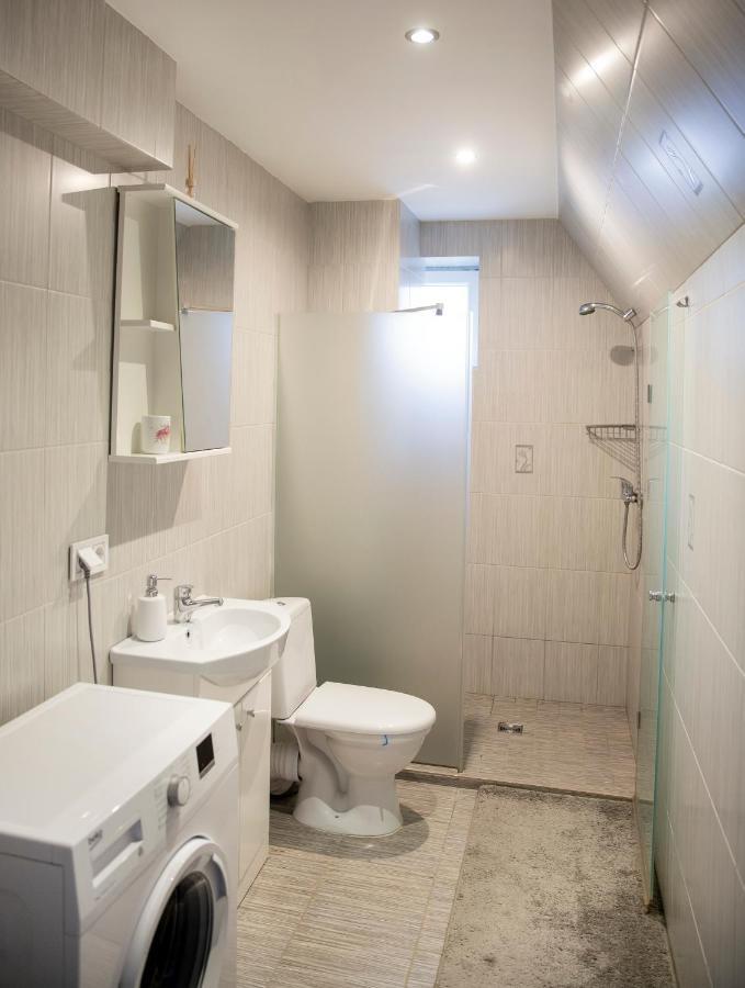 Chill&Go Apartment คอนัส ภายนอก รูปภาพ